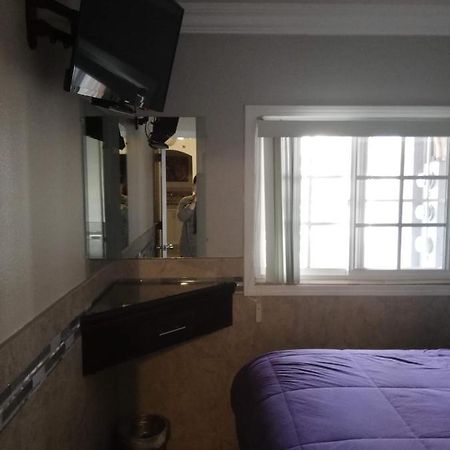 Suites Leon Rojo Tijuana Esterno foto