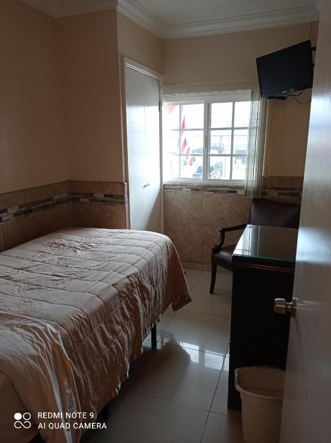 Suites Leon Rojo Tijuana Esterno foto