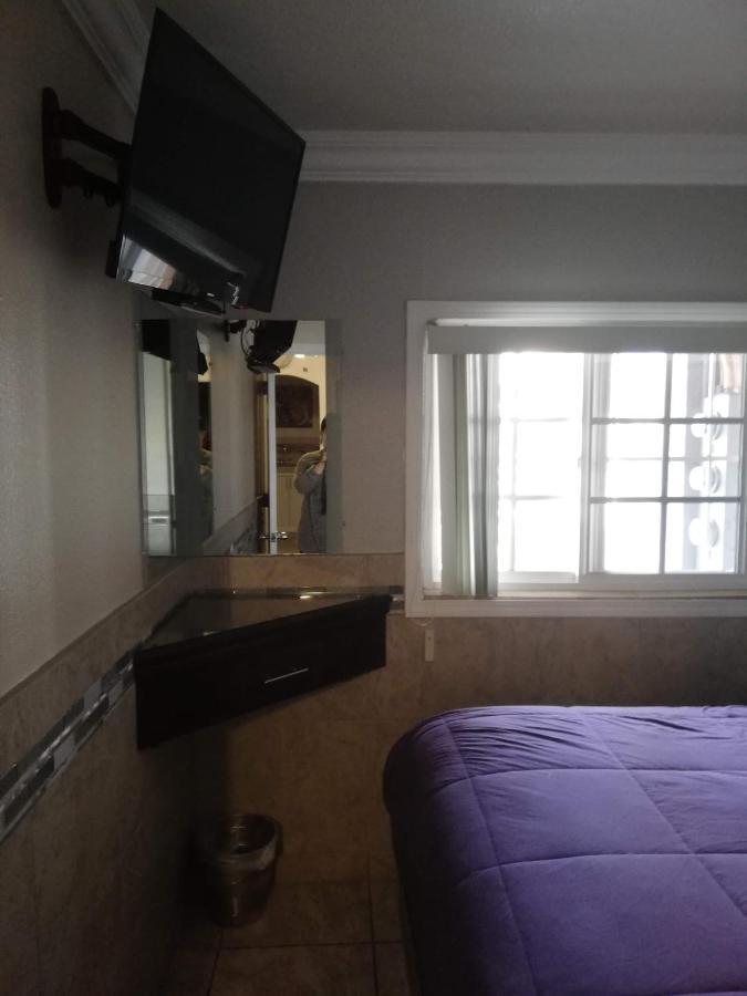 Suites Leon Rojo Tijuana Esterno foto