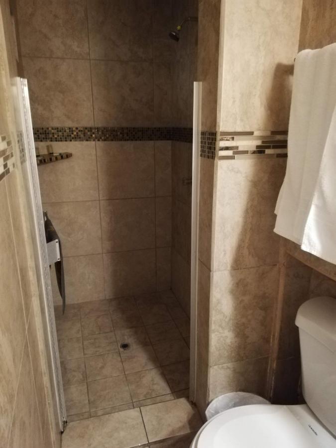 Suites Leon Rojo Tijuana Esterno foto